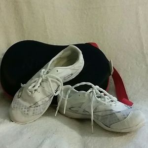 NFINITY Vengeance cheer shoes